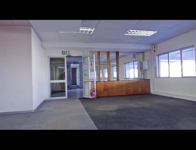 11,180M² WAREHOUSE TO LET IN HALFWAY HOUSE