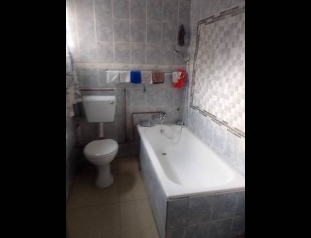 1 bed property to rent in ELDORADO PARK