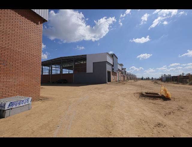 290M² WAREHOUSE TO LET IN LINBRO PARK