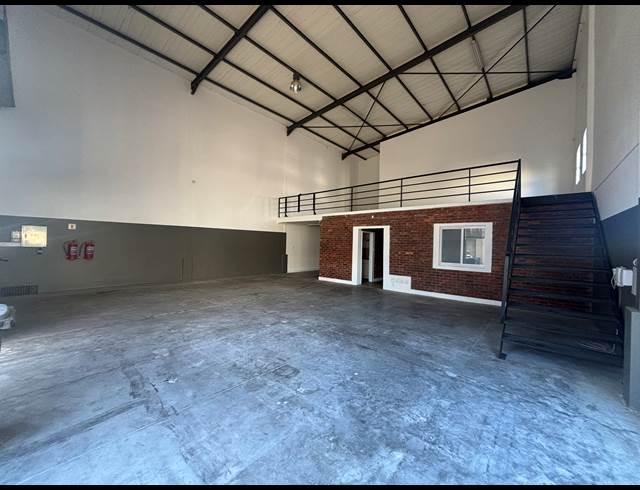 237M² WAREHOUSE TO LET IN ASLA PARK