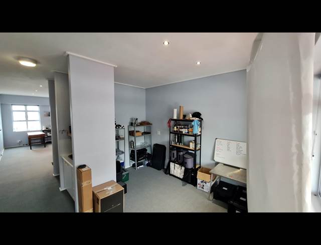49M² OFFICE TO LET IN WESTLAKE