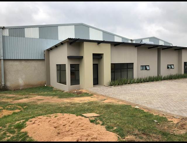 1,200M² WAREHOUSE TO LET IN PRIMROSE