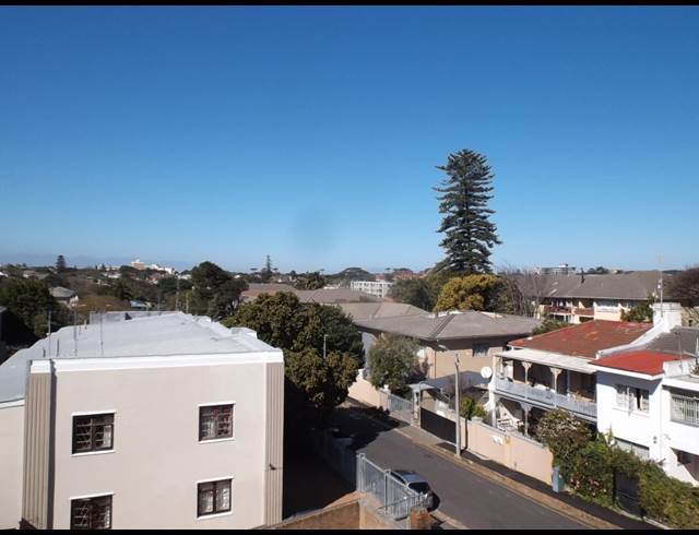 1 bed property to rent in ROSEBANK