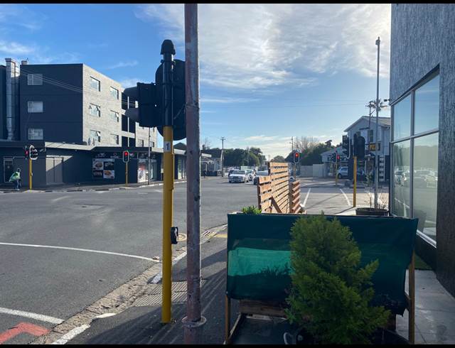 85M² RETAIL TO LET IN CLAREMONT
