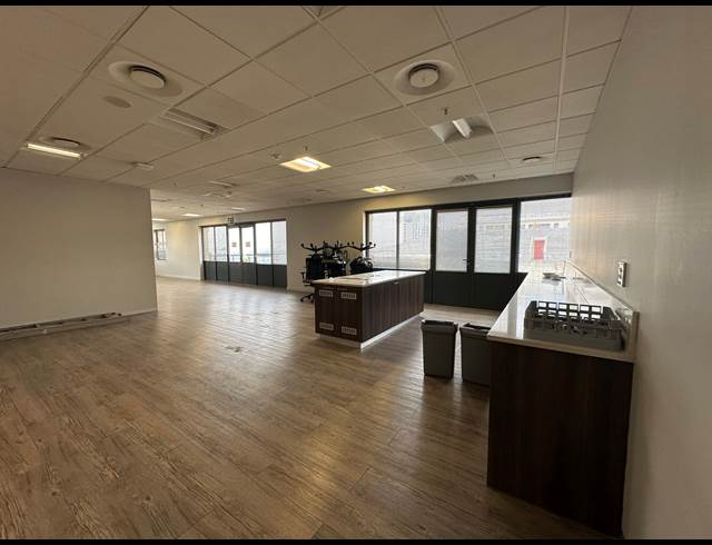 778M² OFFICE TO LET IN SANDTON CENTRAL