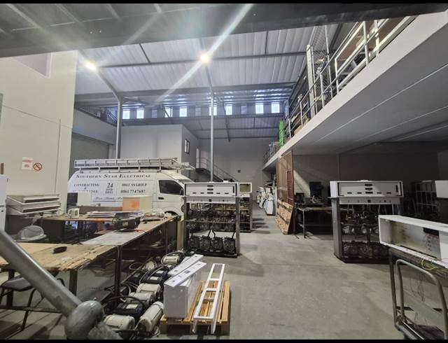 604M² WAREHOUSE TO LET IN FISANTEKRAAL