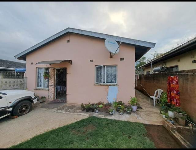 3 BEDROOM PROPERTY TO RENT IN PALMVIEW