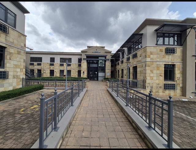 229M² OFFICE TO LET IN SANDTON CENTRAL