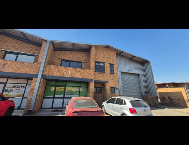 349M² WAREHOUSE TO LET IN ANDERBOLT