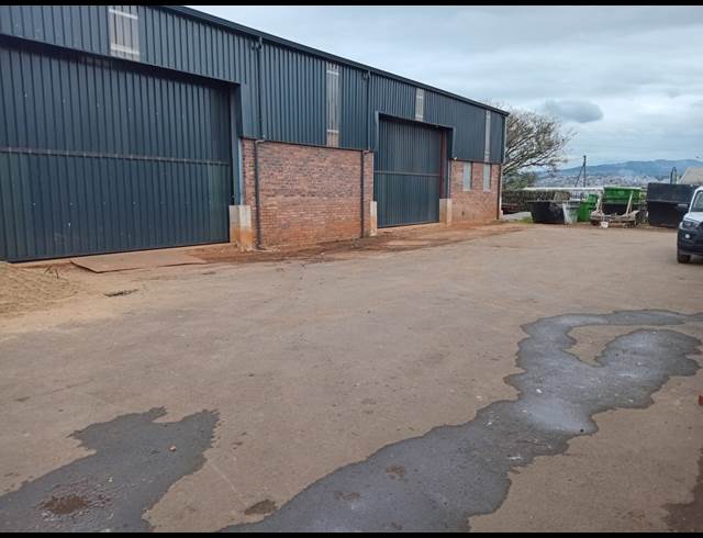 330M² BUILDING TO LET IN WILLOWTON INDUSTRIAL