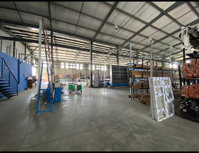2,650M² WAREHOUSE TO LET IN SAMRAND BUSINESS PARK