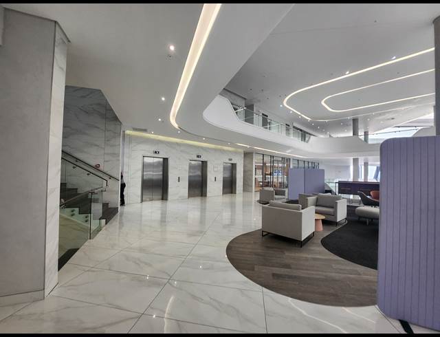 510M² OFFICE TO LET IN WATERFALL
