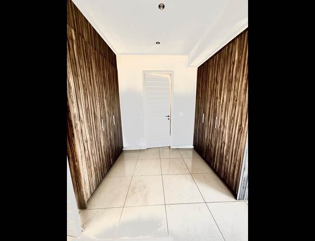 2 BEDROOM APARTMENT TO LET IN SANDTON CENTRAL