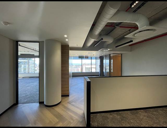 466M² OFFICE TO LET IN DE WATERKANT