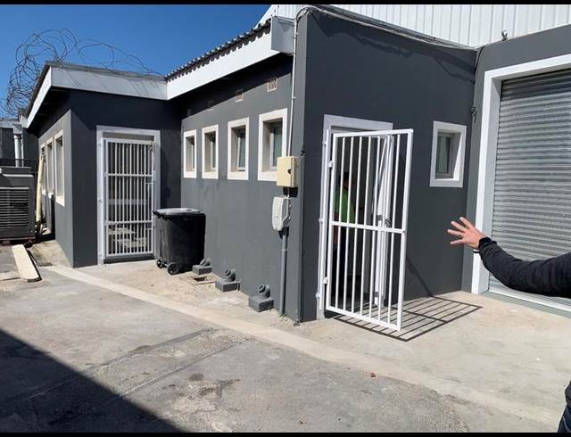 INDUSTRIAL PROPERTY TO RENT IN BEACONVALE