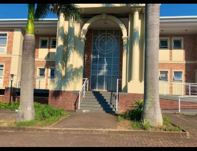 309M² OFFICE TO LET IN MOUNT EDGECOMBE