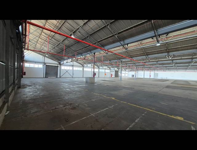 4,280M² WAREHOUSE TO LET IN BOKSBURG EAST