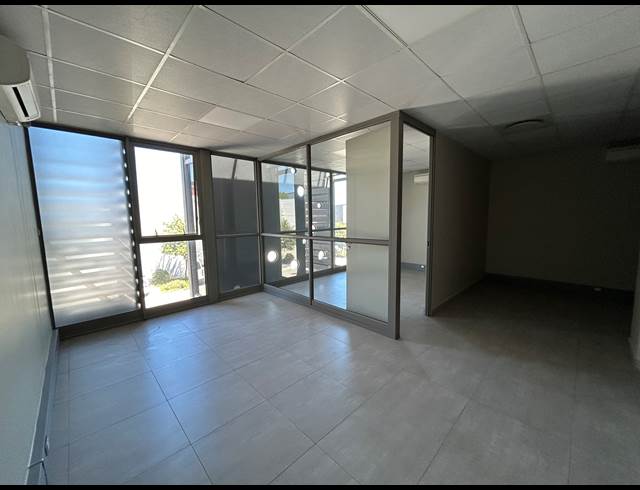 443M² BUSINESS TO LET IN BRACKENFELL INDUSTRIAL