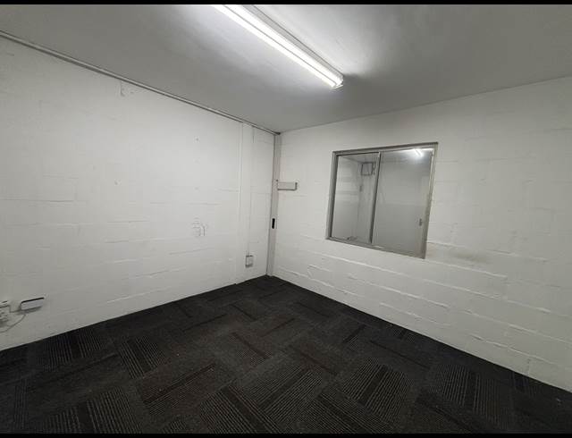 245M² WAREHOUSE TO LET IN EPPING INDUSTRIAL