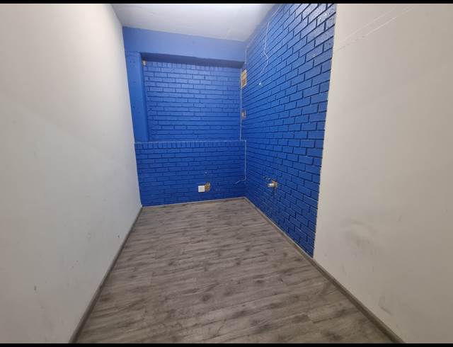 512M² WAREHOUSE TO LET IN ORMONDE
