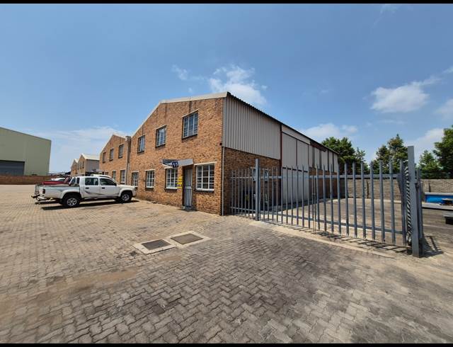 290M² FACTORY TO LET IN ANDERBOLT