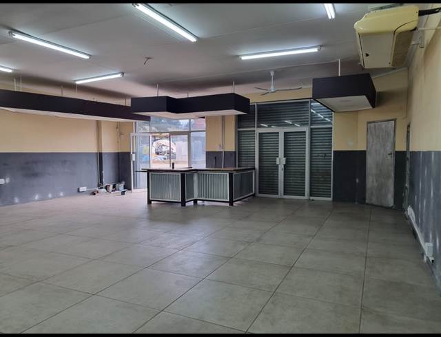 250M² RETAIL TO LET IN WHITE RIVER AH