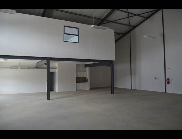 359M² WAREHOUSE TO LET IN RIVERGATE