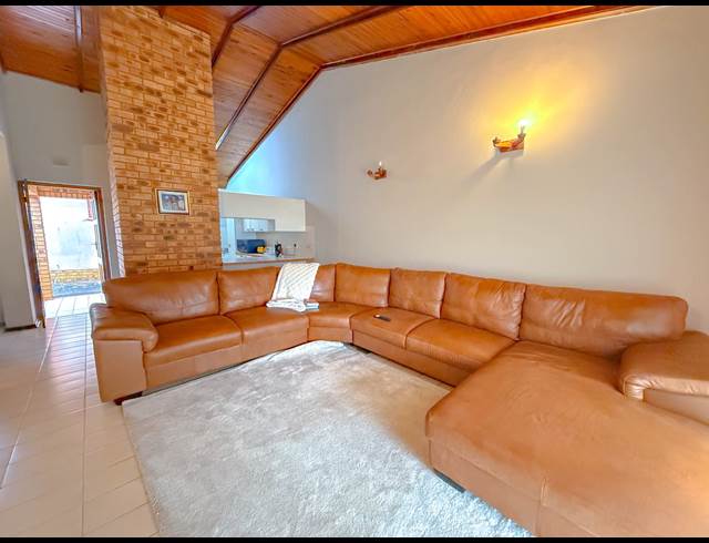 3 BEDROOM APARTMENT TO LET IN NYALA PARK