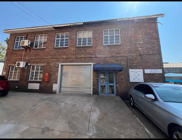 170M² WORKSHOP TO LET IN WADEVILLE