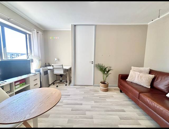 1 bed property to rent in CLAREMONT