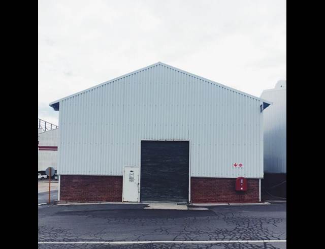 274M² FACTORY TO LET IN EVERITE INDUSTRIA