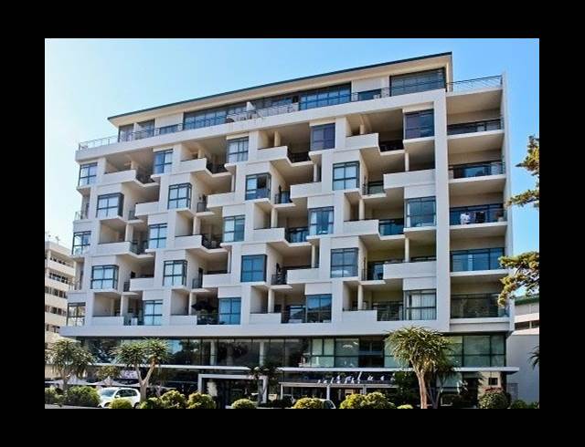 2 bed property to rent in CLAREMONT