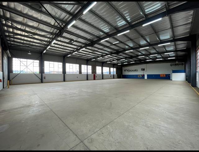 1,250M² WAREHOUSE TO LET IN CHLOORKOP