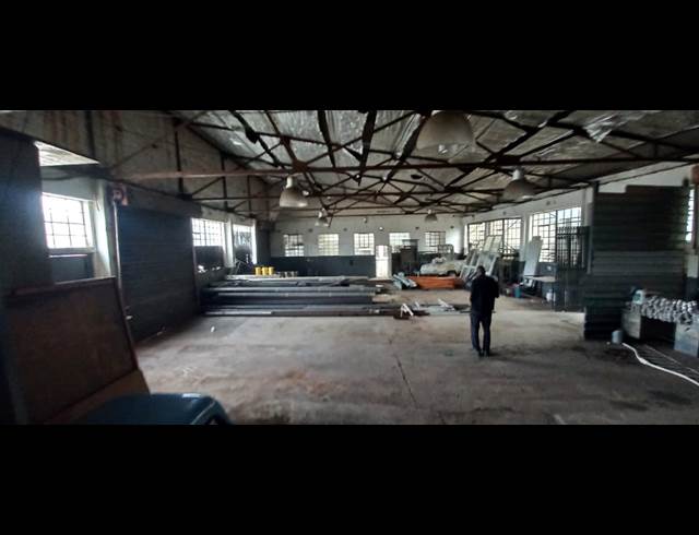 376M² WAREHOUSE TO LET IN GERMISTON CENTRAL