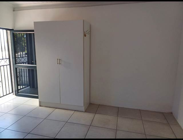 1 bed property to rent in BERGSIG