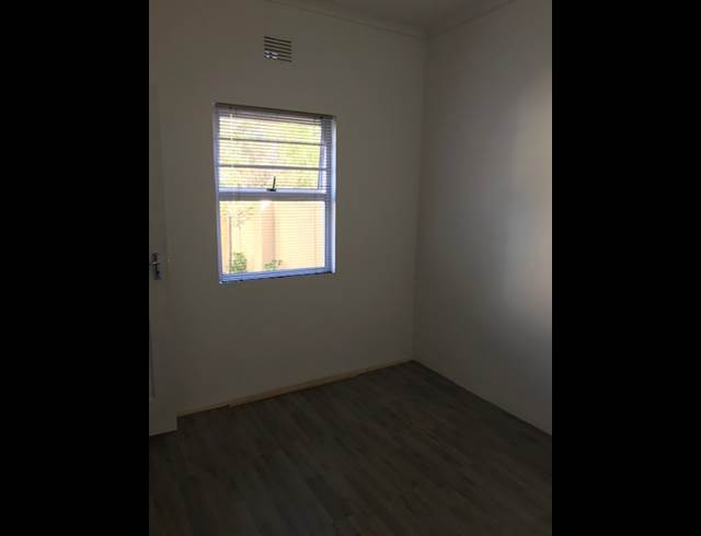 2 bed property to rent in EDGEMEAD