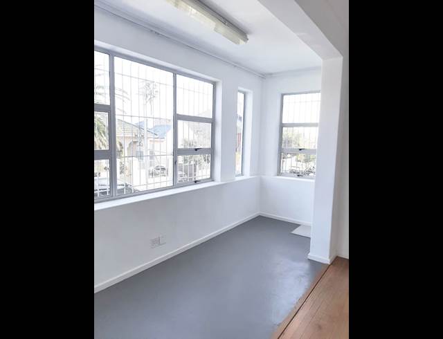 3 bed property to rent in WOODSTOCK