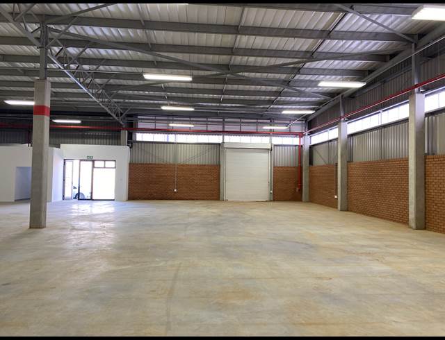673M² WAREHOUSE TO LET IN OLIFANTSFONTEIN