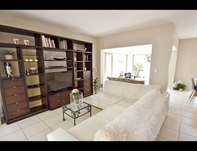 3 BEDROOM PROPERTY TO RENT IN SANDOWN