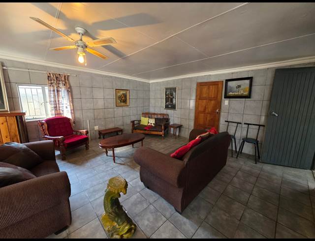 3 BEDROOM FLAT TO LET IN ARCON PARK