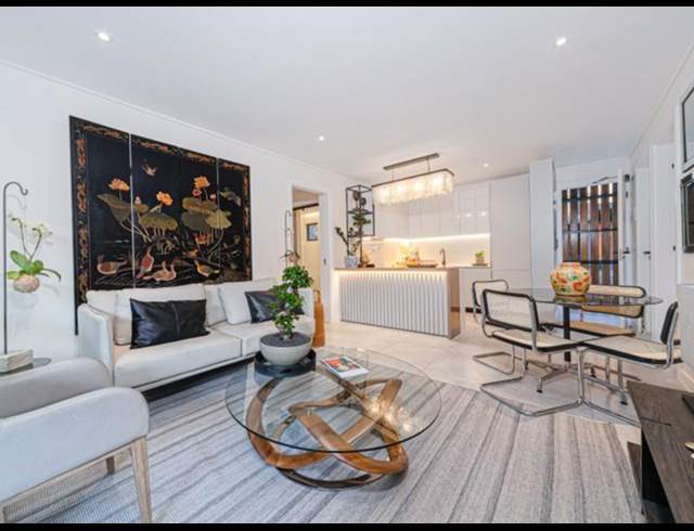 2 BEDROOM APARTMENT RENTED IN HYDE PARK