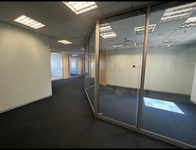 332M² OFFICE TO LET IN ROSEBANK