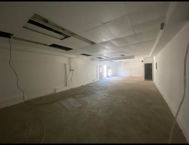 149M² RETAIL TO LET IN PARKLANDS