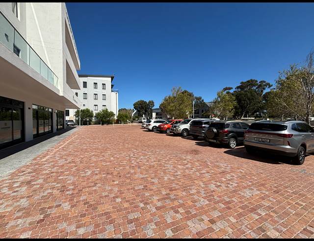 217M² MEDICAL SUITE TO LET IN PAARDEVLEI
