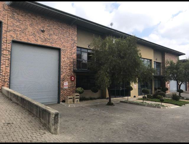 1,126M² WAREHOUSE TO LET IN NORTH RIDING