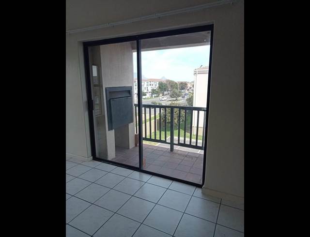 3 BEDROOM PROPERTY TO RENT IN PARKLANDS