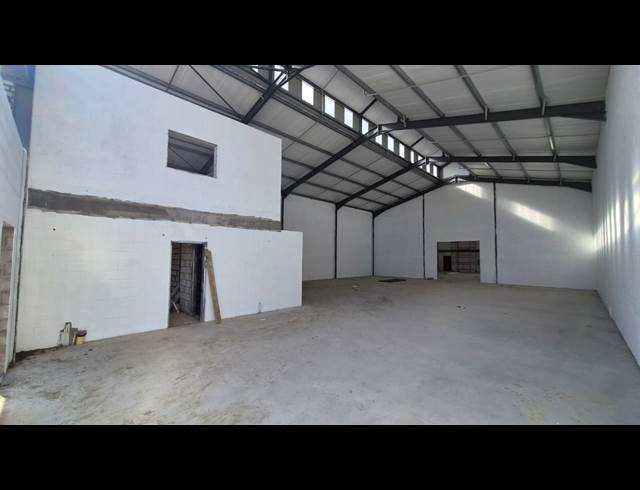 386M² WAREHOUSE TO LET IN ATLAS GARDENS