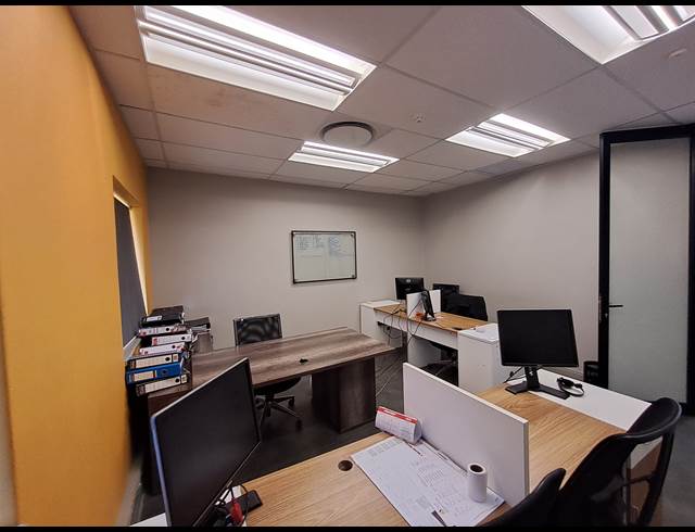 194M² OFFICE TO LET IN ILLOVO