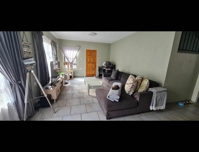 3 BEDROOM PROPERTY TO RENT IN STRUBENVALE