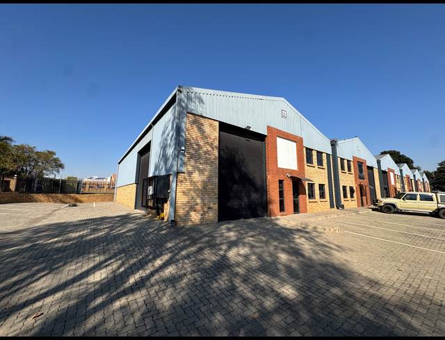385M² WAREHOUSE TO LET IN PRINCESS AH